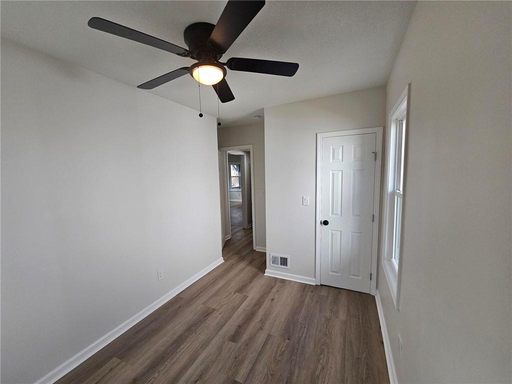 921 South Noland Road Independence, MO 64050 - Photo 16 of 33