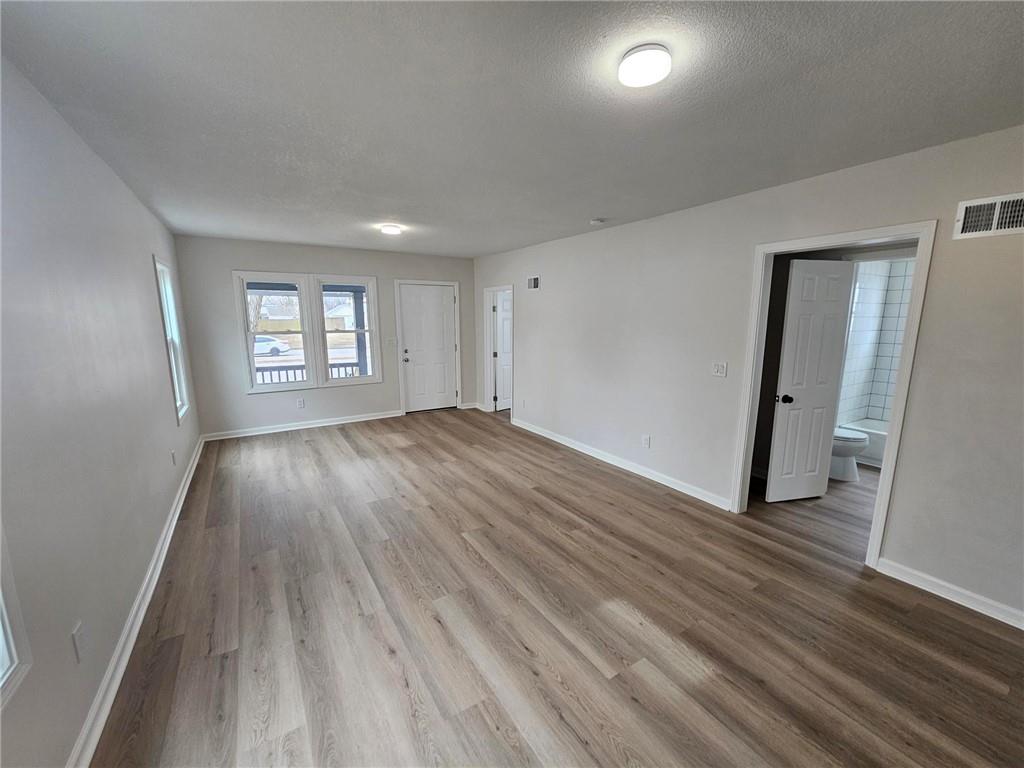 921 South Noland Road Independence, MO 64050 - Photo 31 of 33