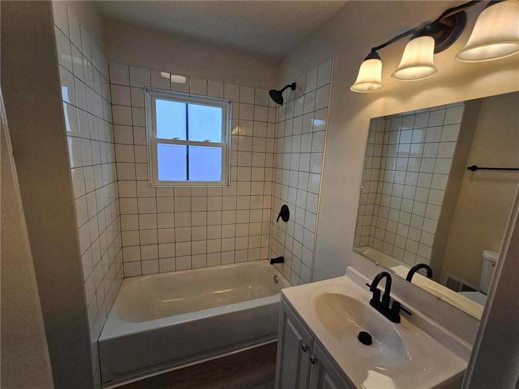 921 South Noland Road Independence, MO 64050 - Photo 6 of 33