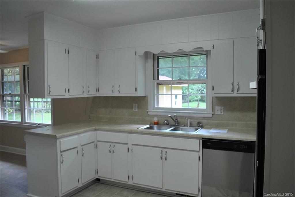 1420 Springsteen Road Rock Hill, SC 29730 - Photo 5 of 22 Gallery Image 5