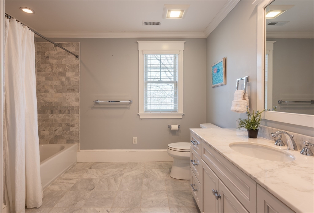 37 Forster Road Manchester, MA 01944 - Photo 30 of 42 Gallery Image 30