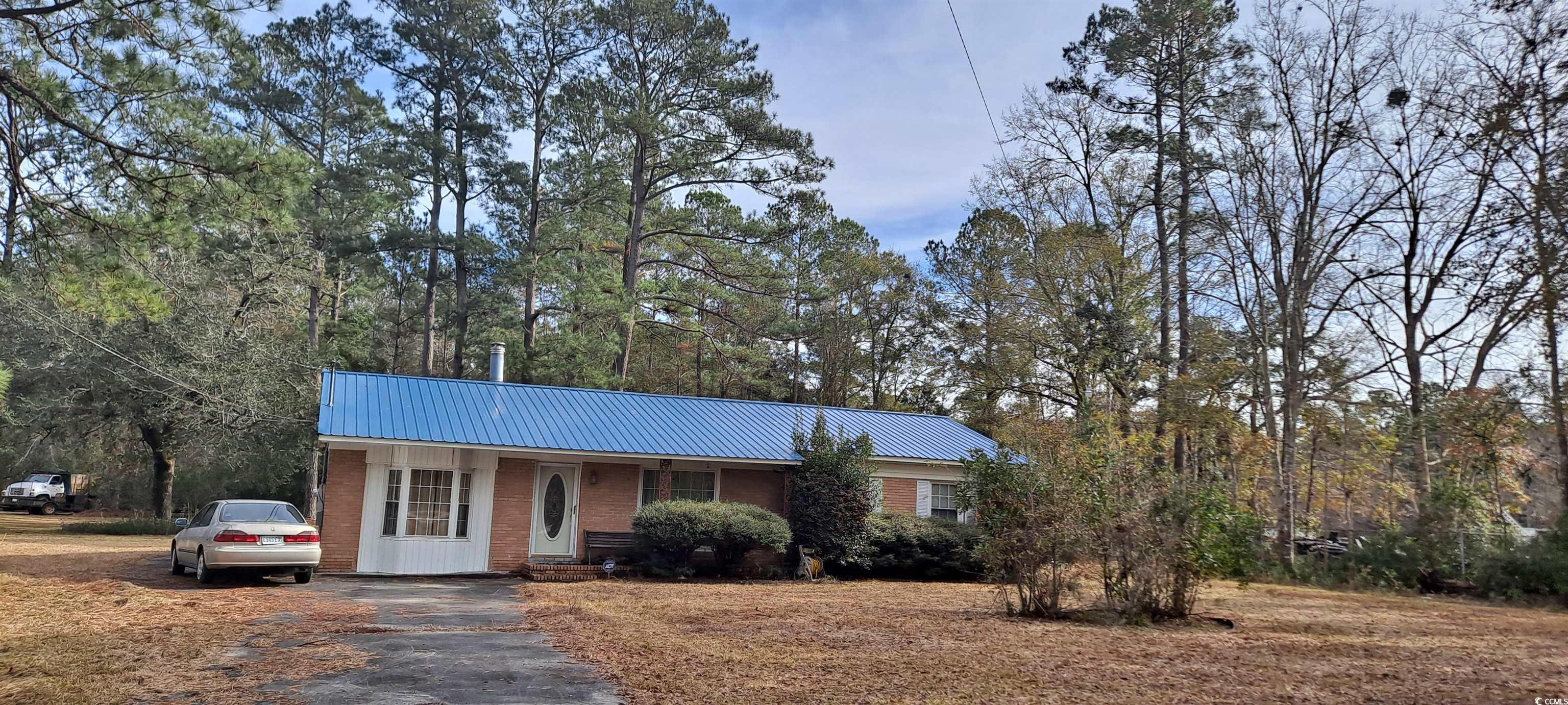 560 Indian Hut Road Georgetown, SC 29440 - Photo 1 of 16 View of single story home