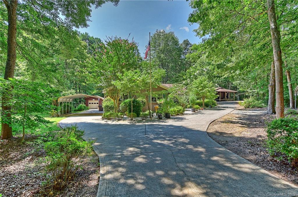 6015 Senconee Road Matthews, NC 28104 - Photo 1 of 24 Gallery Image 1