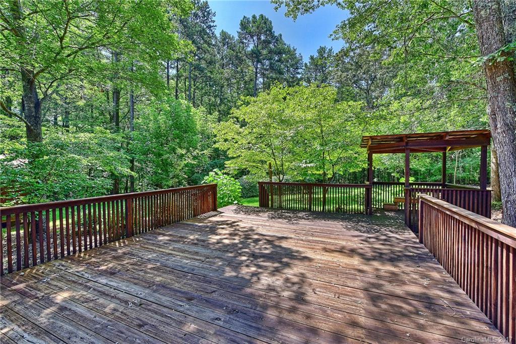 6015 Senconee Road Matthews, NC 28104 - Photo 16 of 24 Gallery Image 16
