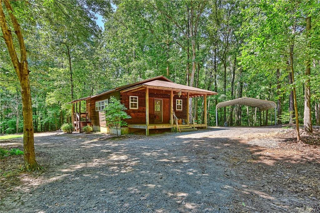 6015 Senconee Road Matthews, NC 28104 - Photo 20 of 24 Gallery Image 20