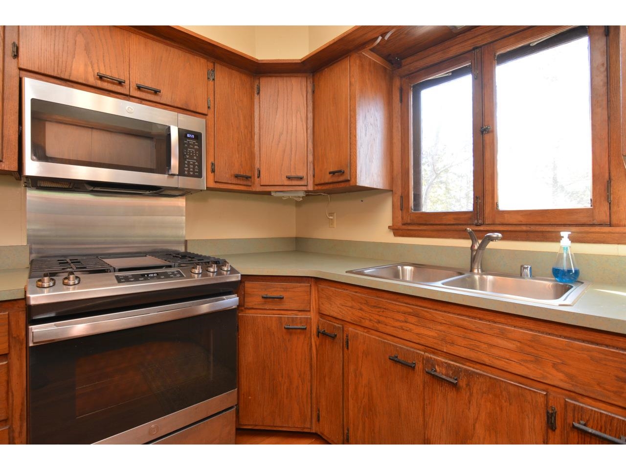 N6480 Shorewood Hills Road Lake Mills, WI 53551 - Photo 18 of 40