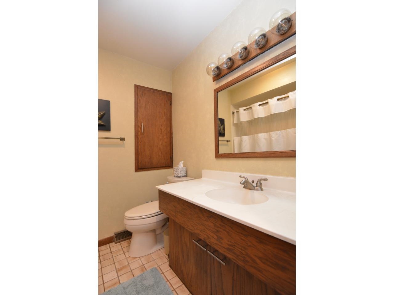 N6480 Shorewood Hills Road Lake Mills, WI 53551 - Photo 23 of 40