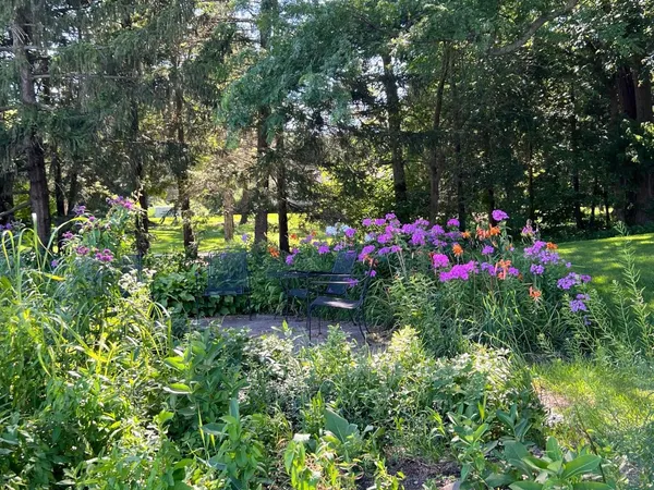 $1,285,000 | N6480 Shorewood Hills Road, Lake Mills, WI 53551