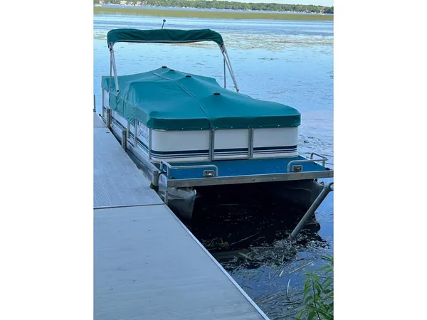 $1,285,000 | N6480 Shorewood Hills Road, Lake Mills, WI 53551