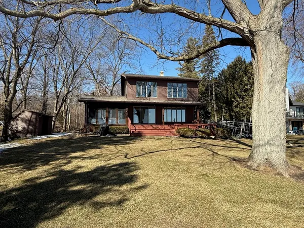 $1,285,000 | N6480 Shorewood Hills Road, Lake Mills, WI 53551