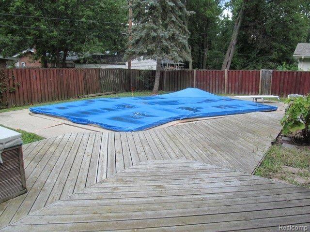 29823 Fall River Road Southfield, MI 48076 - Photo 7 of 25 261-849157 - Backyard Pool.JPG