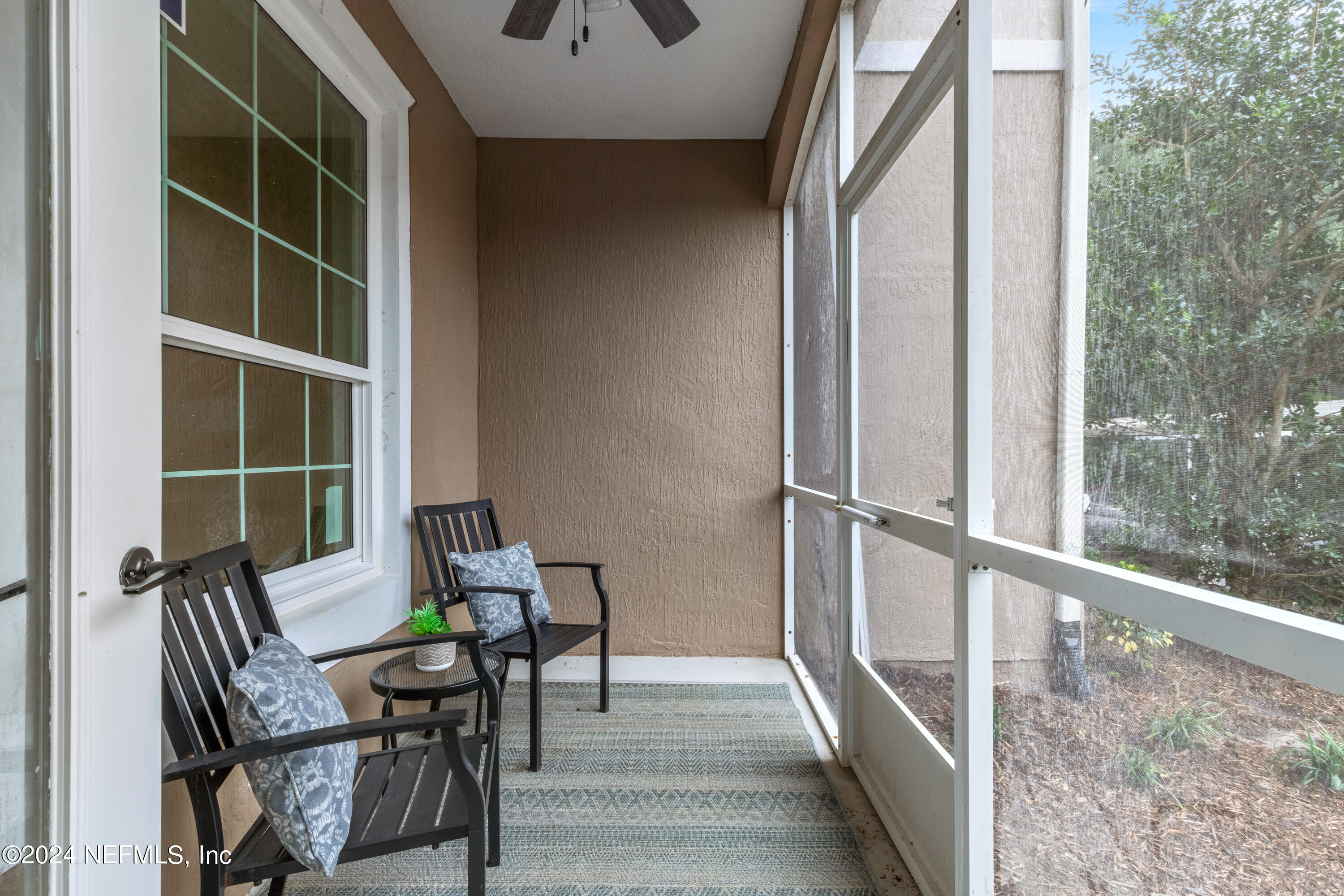 10550 Baymeadows Road, Unit 802 Jacksonville, FL 32256 - Photo 28 of 38 Patio