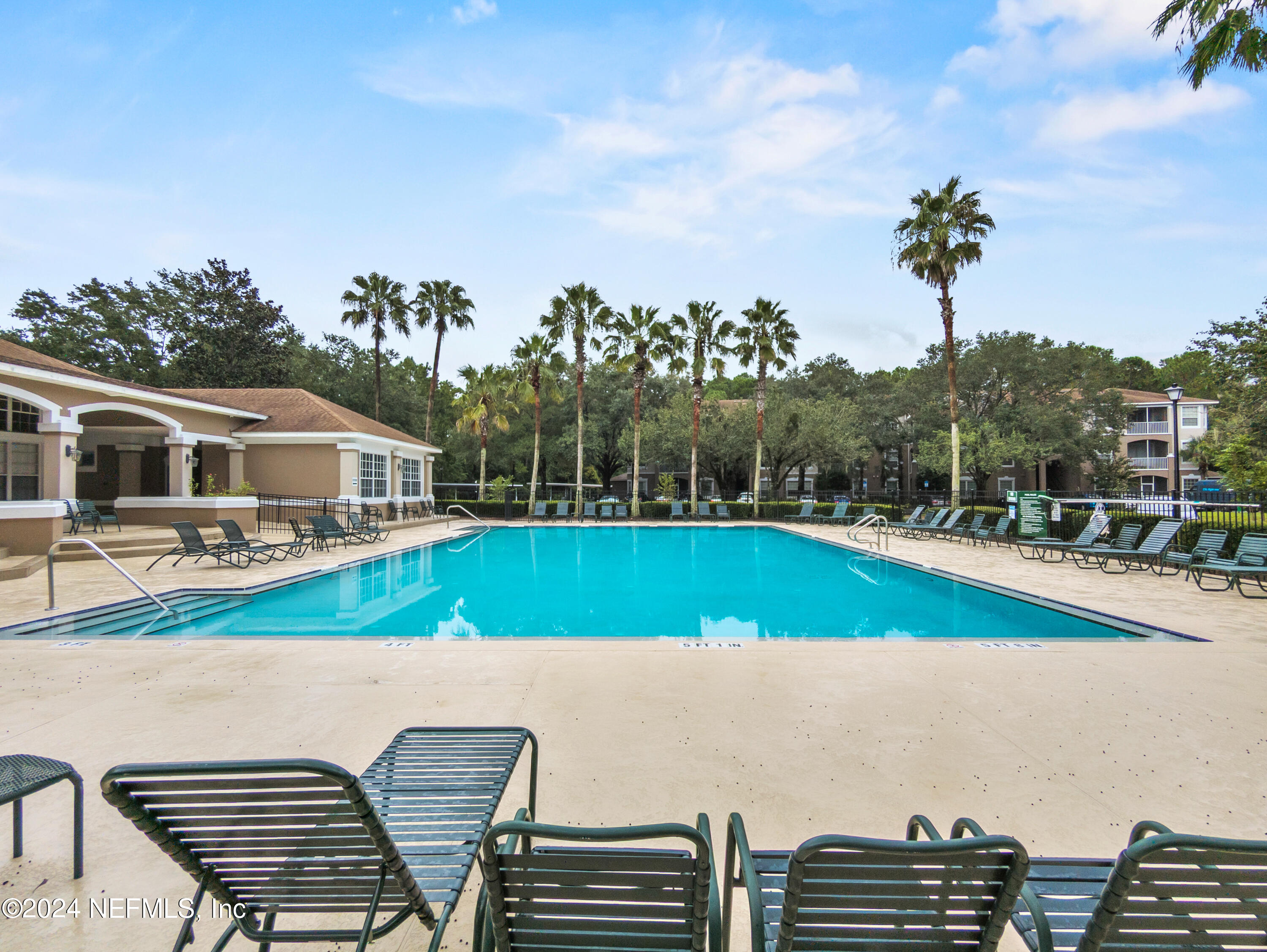 10550 Baymeadows Road, Unit 802 Jacksonville, FL 32256 - Photo 34 of 38 Pool