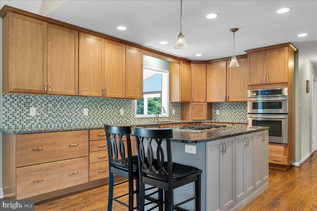 120 Eden Road Landenberg, PA 19350 - Photo 7 of 42 Beautifully Remodeled Kitchen!