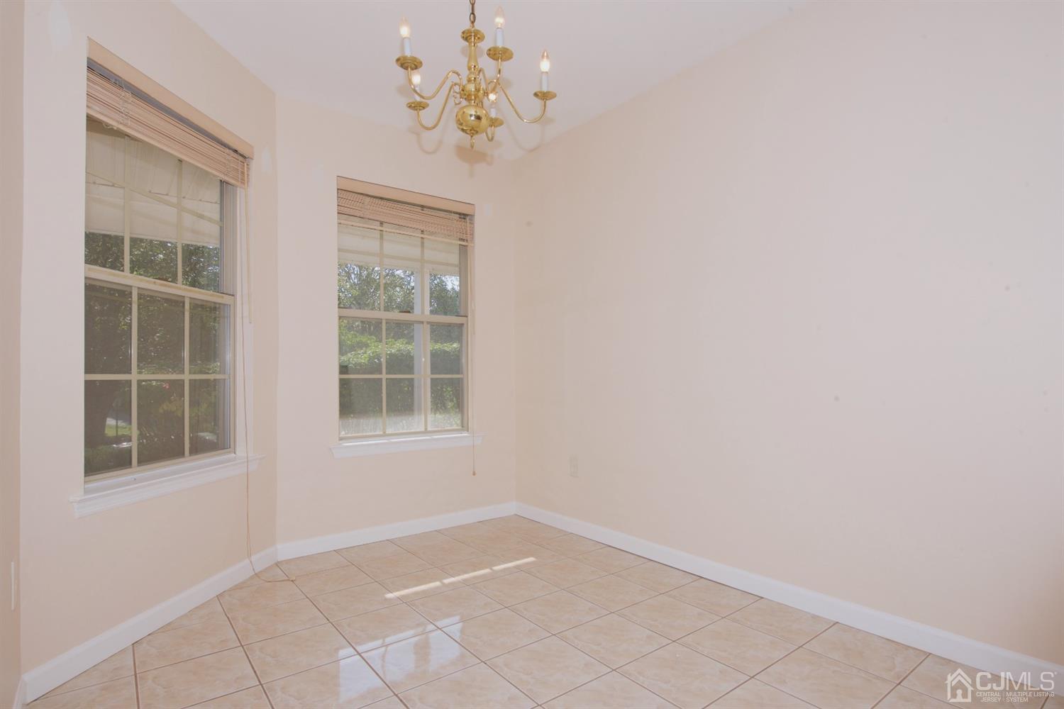 133 Salem Road North Brunswick, NJ 08902 - Photo 6 of 28