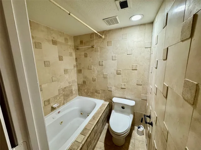 $2,350 | 2508 Bering Drive, Houston, TX 77057