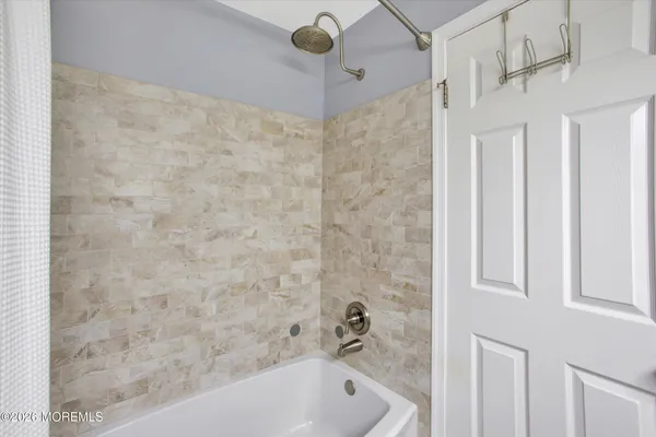 $685,000 | 1204 Timberbrooke Drive, Bedminster, NJ 07921