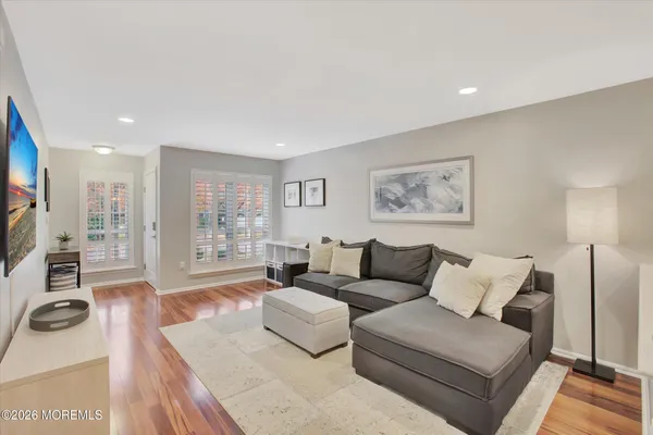 $685,000 | 1204 Timberbrooke Drive, Bedminster, NJ 07921