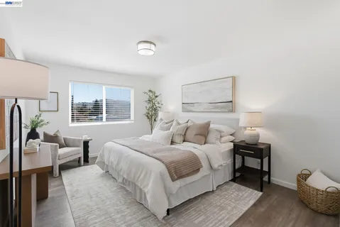 $525,000 | 243 Castro Street, San Leandro, CA 94577