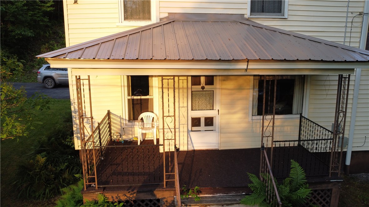 84 Peas Eddy Road Hancock, NY 13783 - Photo 6 of 14 Gallery Image 6