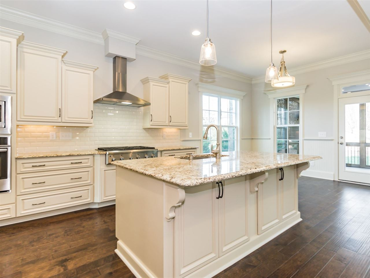8004 Jessamine Way Raleigh, NC 27612 - Photo 8 of 25 Photo 8
