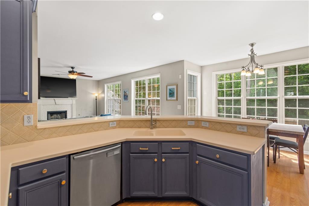 243 Ribbon Leaf View Suwanee, GA 30024 - Photo 13 of 74