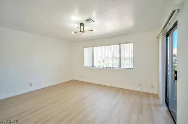 $1,495 | 5076 South Rainbow Boulevard, Unit 104, Las Vegas, NV 89118