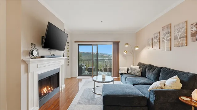 $363,000 | 6000 Shepherd Mountain Cove, Unit 917, Austin, TX 78730