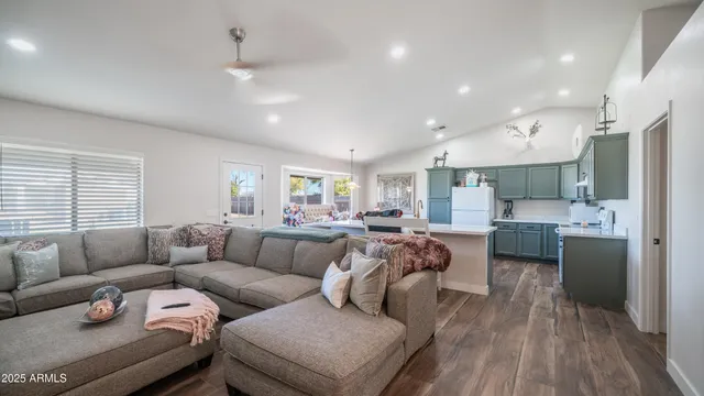 $2,650 | 15310 East Vía Del Palo, Gilbert, AZ 85298