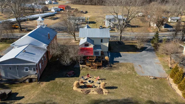a front view of house with yard