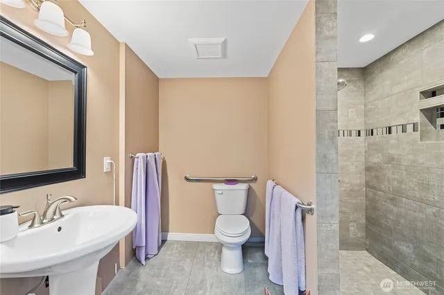 $725,000 | 520 O Avenue, Anacortes, WA 98221