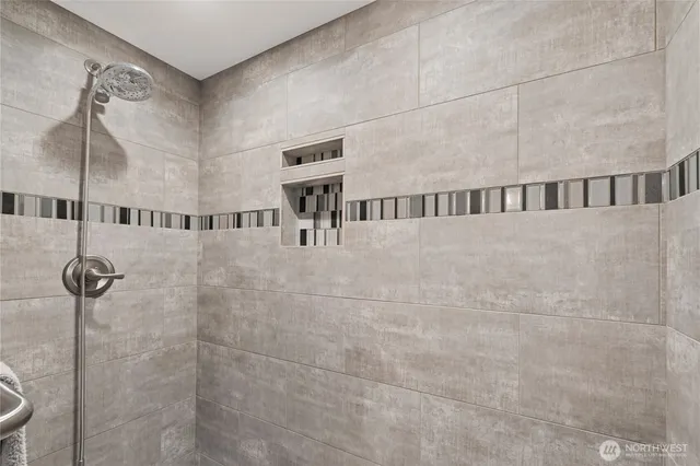 $725,000 | 520 O Avenue, Anacortes, WA 98221