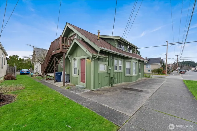 $725,000 | 520 O Avenue, Anacortes, WA 98221