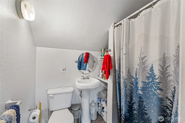 $725,000 | 520 O Avenue, Anacortes, WA 98221