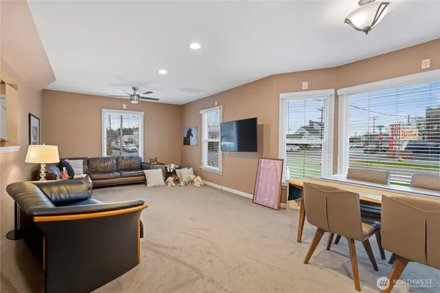 $725,000 | 520 O Avenue, Anacortes, WA 98221