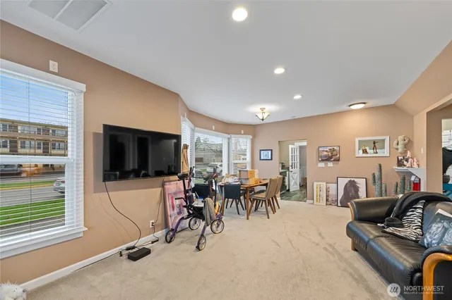 $725,000 | 520 O Avenue, Anacortes, WA 98221