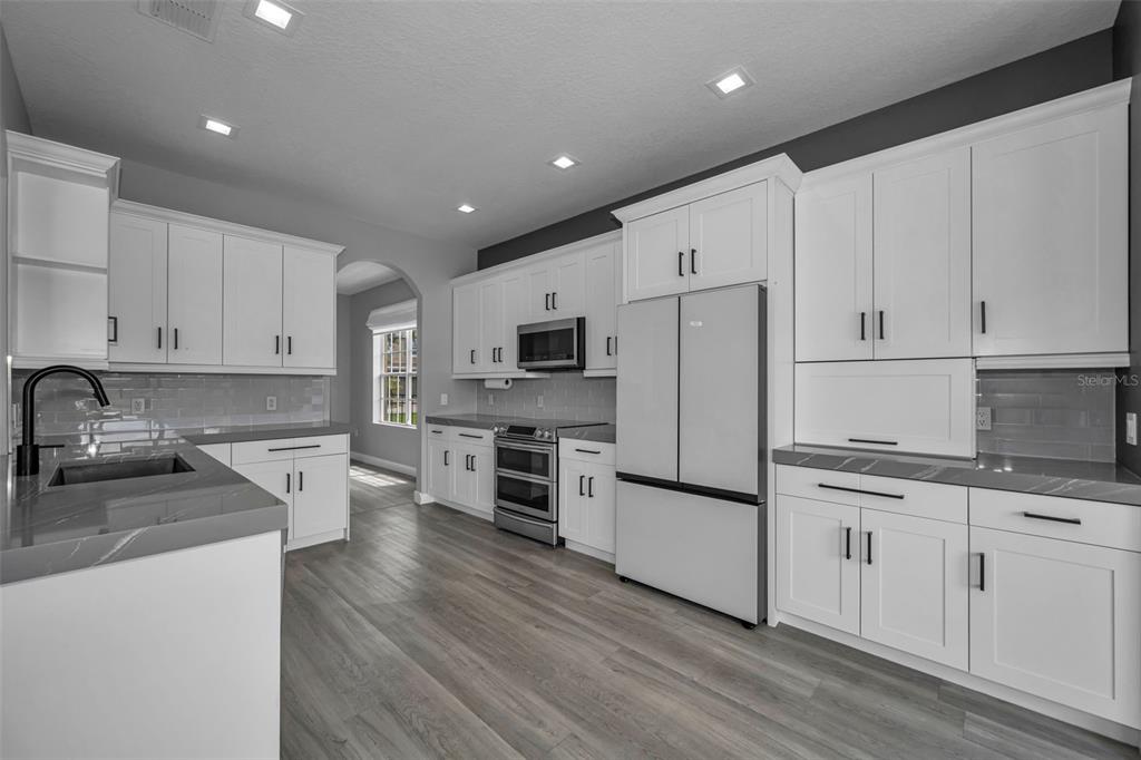1345 Halapa Way Trinity, FL 34655 - Photo 18 of 93