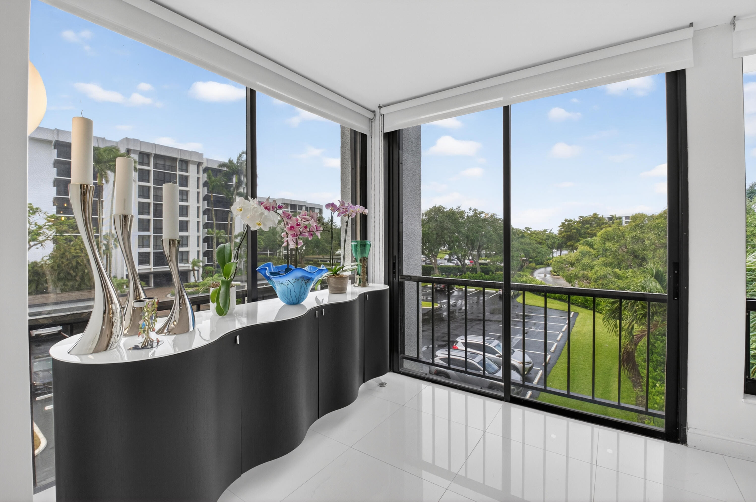 7738 Lakeside Boulevard, Unit 334 Boca Raton, FL 33434 - Photo 16 of 61 OPEN KITCHEN