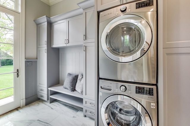 $3,725,000 | 677 Sheridan Road, Glencoe, IL 60022