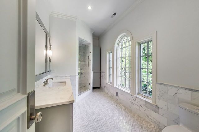 $3,725,000 | 677 Sheridan Road, Glencoe, IL 60022