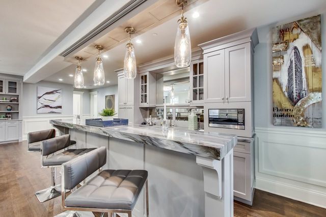 $3,725,000 | 677 Sheridan Road, Glencoe, IL 60022