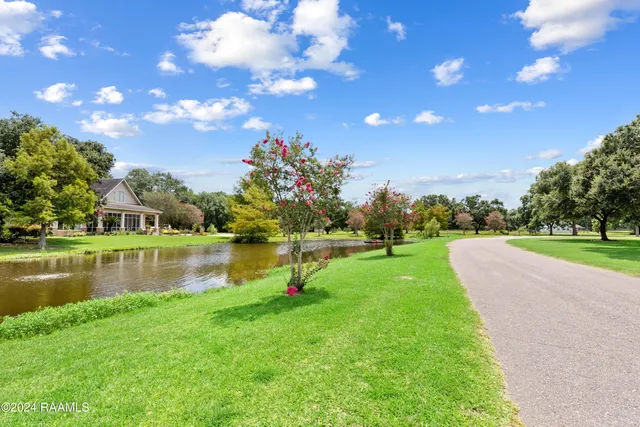$1,350,000 | 229 Laken Lane, Lafayette, LA 70508