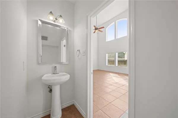 $2,000 | 14861 South Padre Island Drive, Unit 113, Corpus Christi, TX 78418