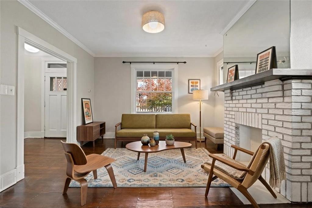 67 Semicir Street Observatory Hill, PA 15214 - Photo 10 of 41 Virtually Staged