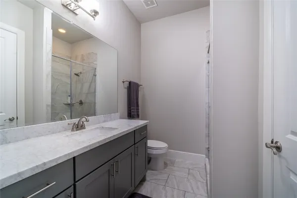 $650,000 | 4008 Barnes Street, Houston, TX 77007