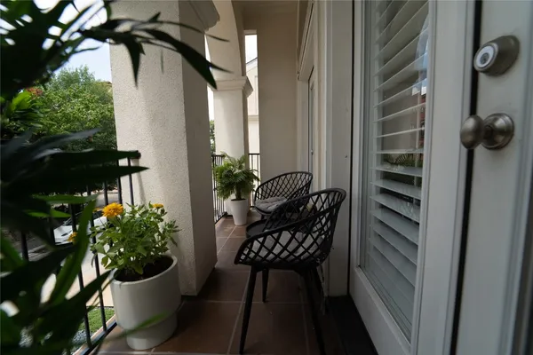 $650,000 | 4008 Barnes Street, Houston, TX 77007