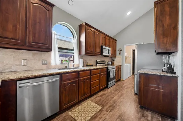 $2,195 | 5321 Thornbush Drive, Fort Worth, TX 76179