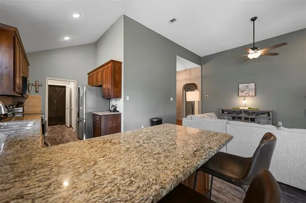 $2,195 | 5321 Thornbush Drive, Fort Worth, TX 76179