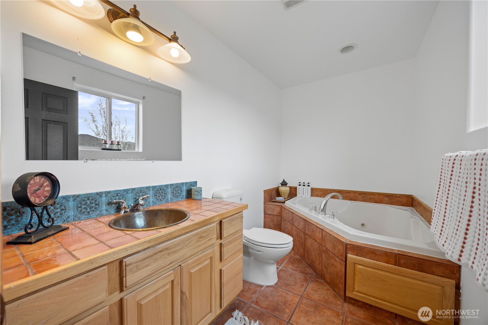 109 Nelmida Lane Chelan, WA 98816 - Photo 17 of 34