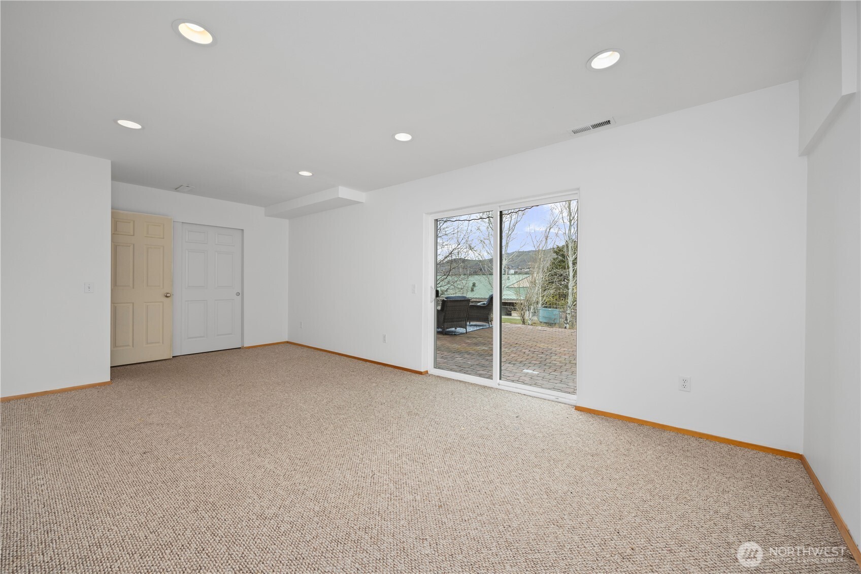 109 Nelmida Lane Chelan, WA 98816 - Photo 22 of 34